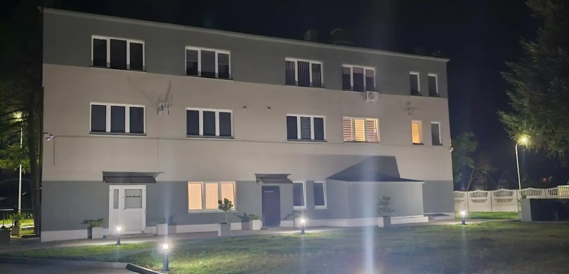 Noclegi Military Guest Inn Hostel Drawska Pomorskie